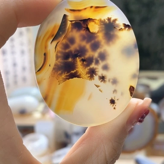 玛瑙/玉髓颈饰未镶嵌