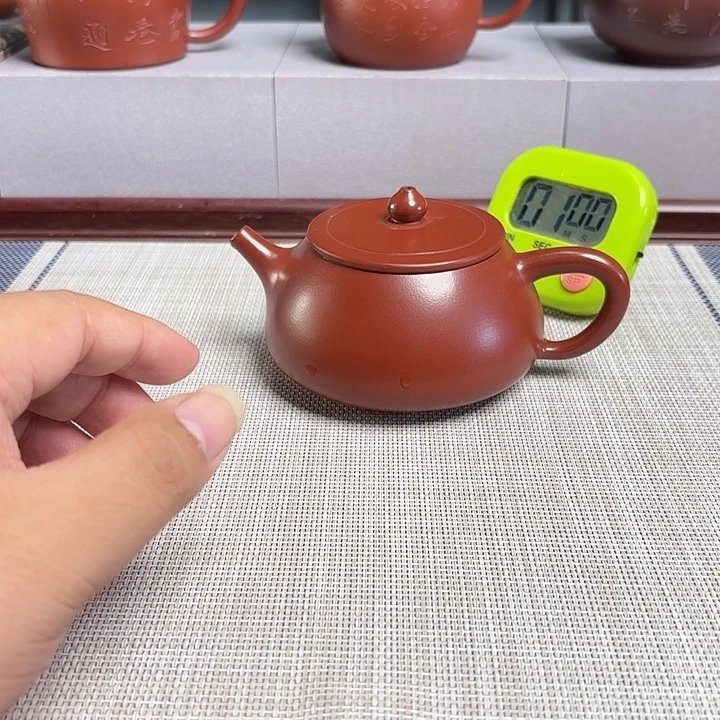 吕***祺茶壶紫砂宜兴原矿泥料手工紫砂壶