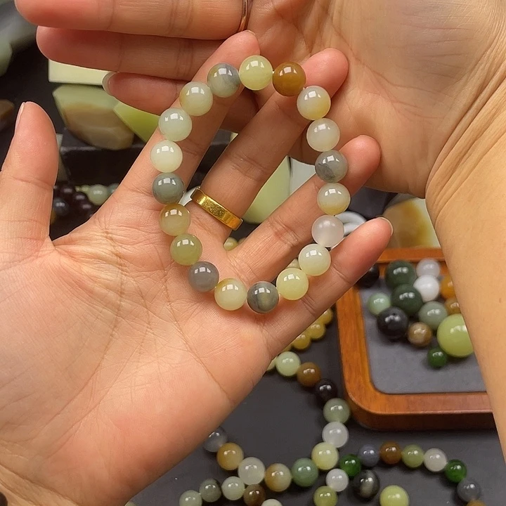 和田玉（糖玉）未镶嵌手链