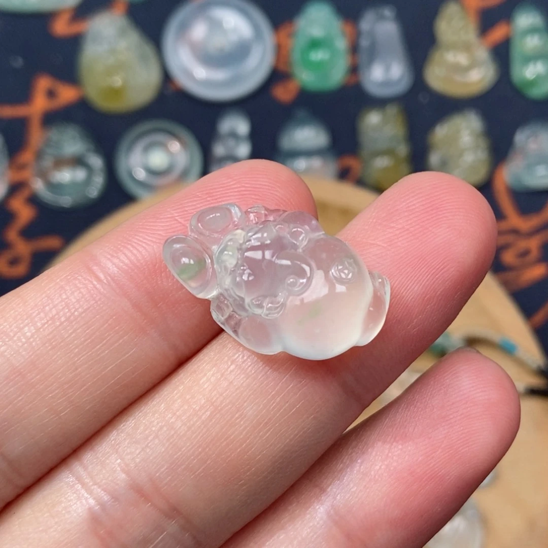 定制翡翠未镶嵌金蟾