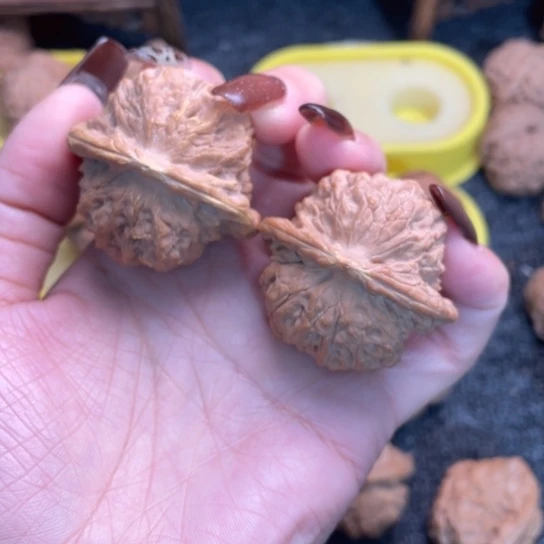 浅***然吊坠文玩核桃13血麒麟