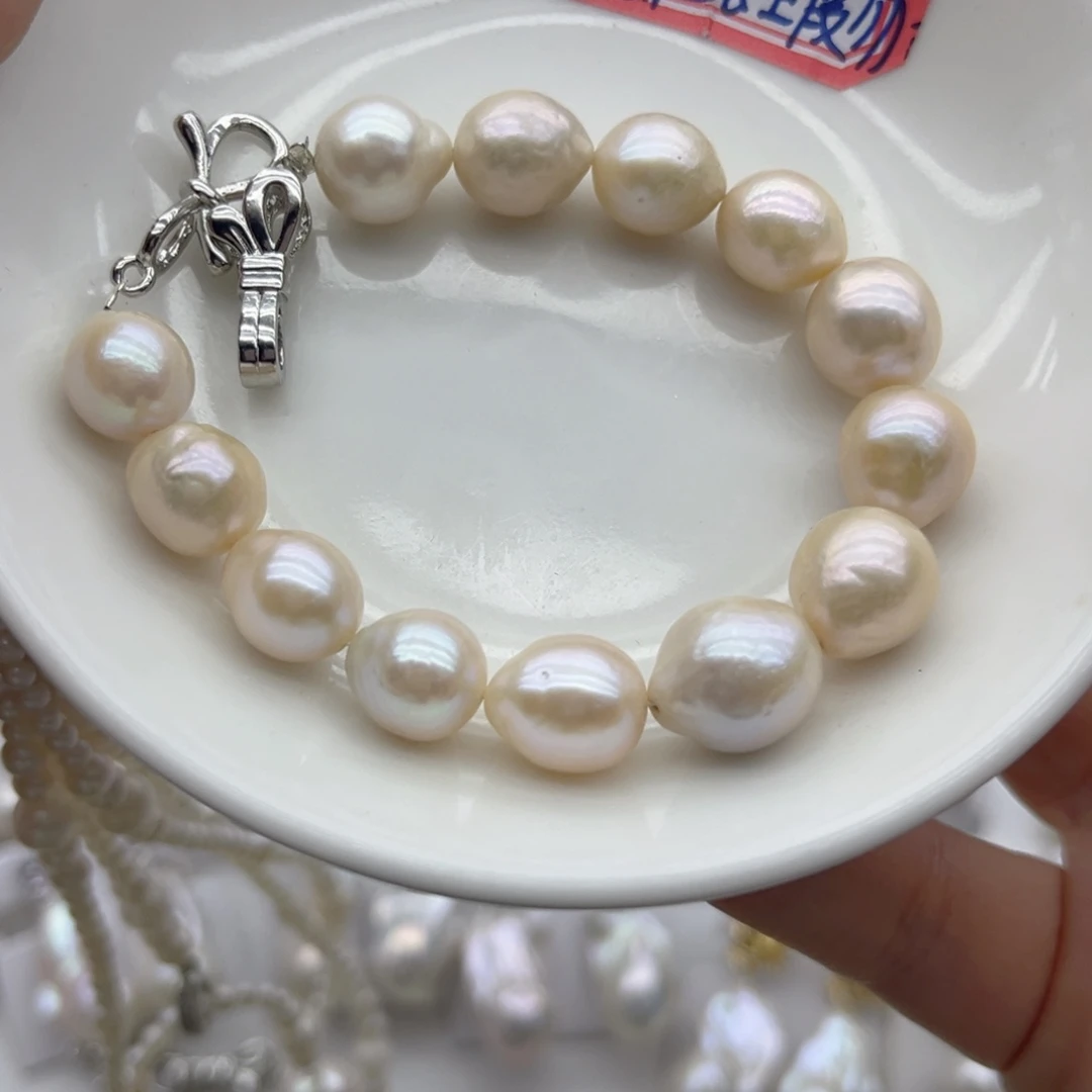 淡水珍珠颈饰未镶嵌