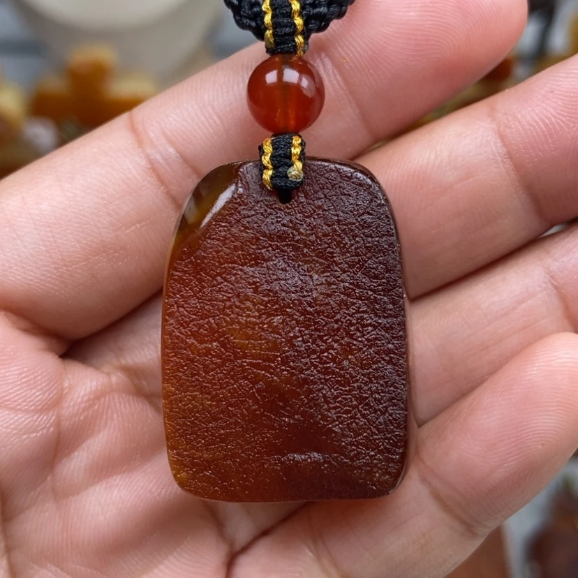 【闪购商品】琥珀颈饰未镶嵌
