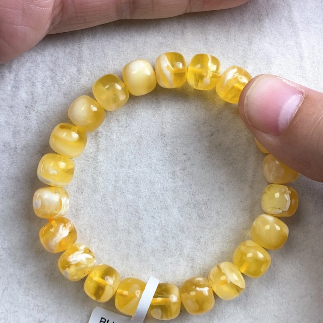 琥珀手链未镶嵌金瓷白