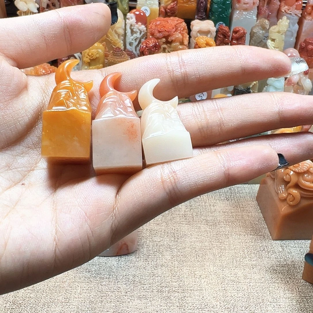 绿***酥印石寿山石寿山石雕刻