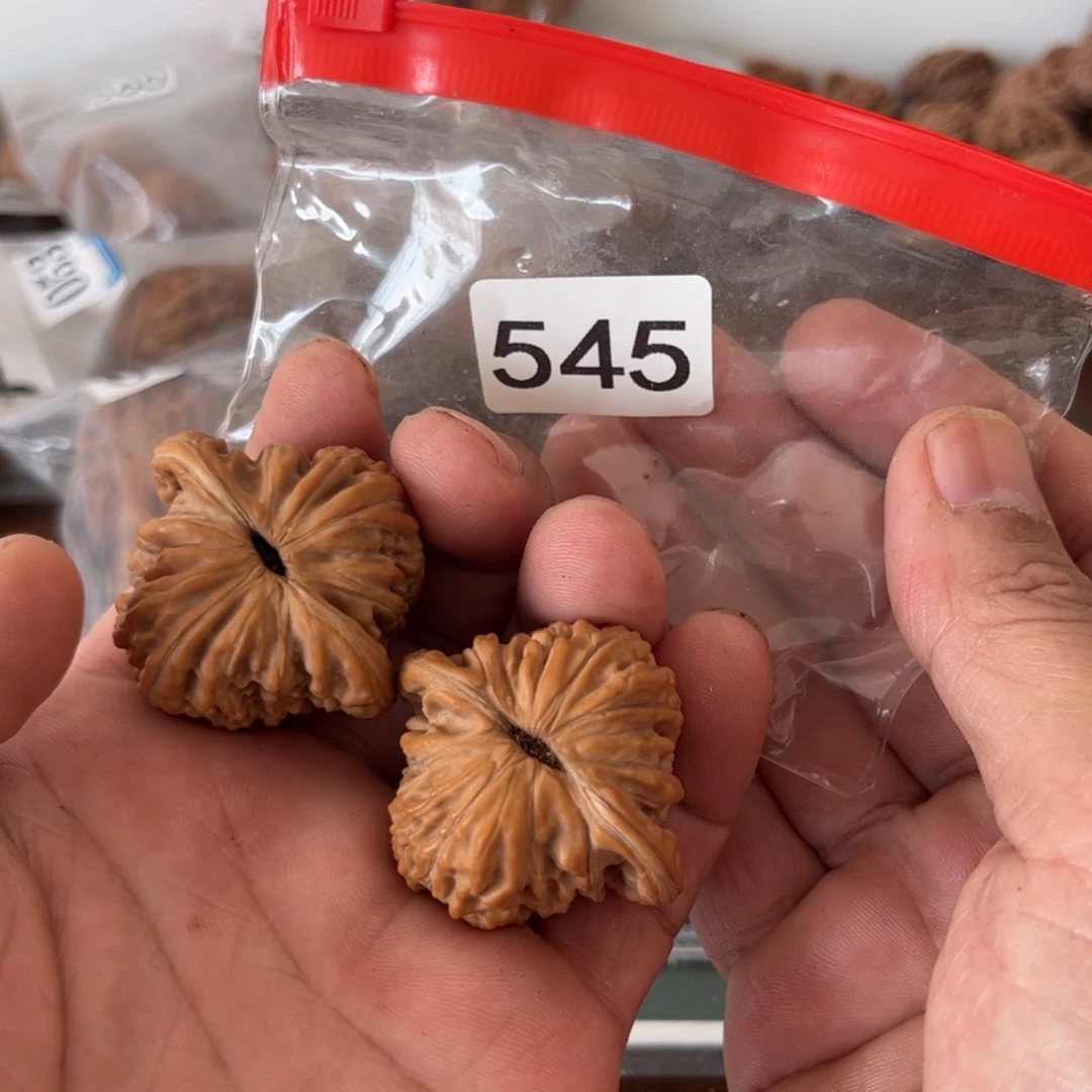 吊坠文玩核桃§****G汗高的40