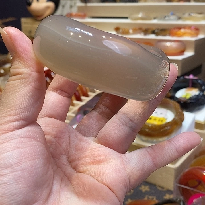 手镯玛瑙/玉髓未镶嵌