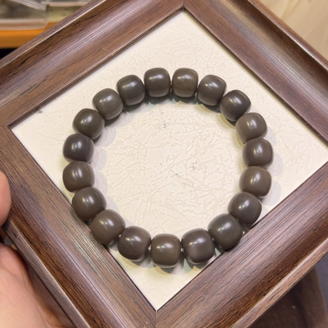 菩提籽类080卡13.6微瑕浮力