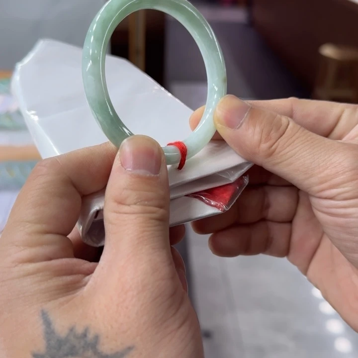 翡翠手镯未镶嵌纯天然缅甸翡翠A货买断