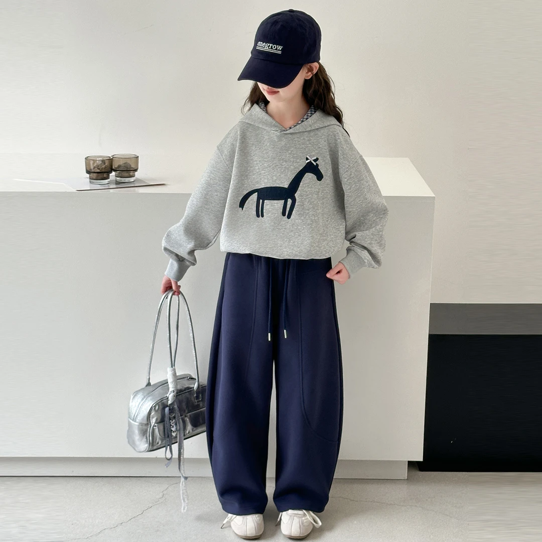 女童秋装套装2025新款韩系时髦中大童卡通小马卫衣百搭弯刀裤套装