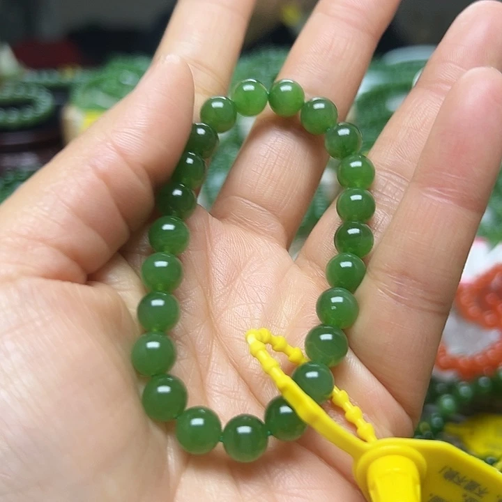 和田玉（碧玉）未镶嵌手链