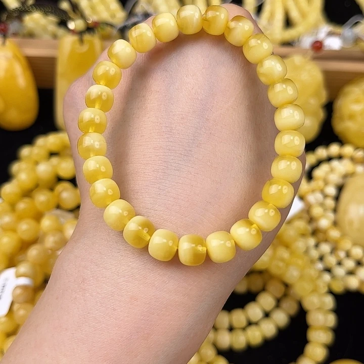 琥珀未镶嵌颈饰琥珀