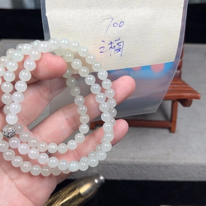之***楠定制翡翠未镶嵌珠子