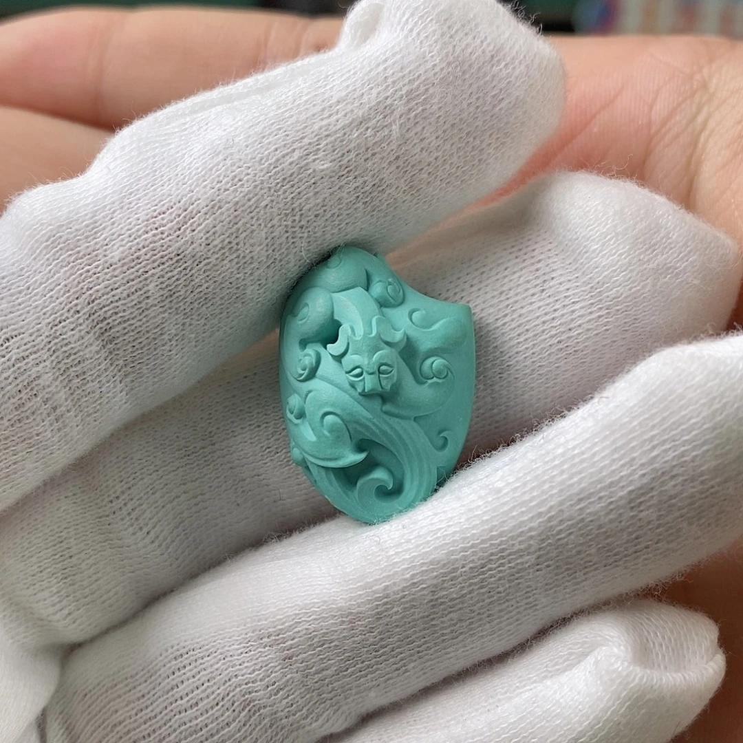 多***多绿松石未镶嵌珠宝奇石首款