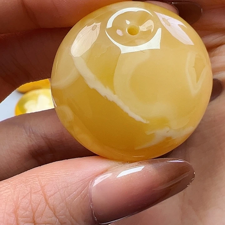 蜜蜡未镶嵌珠宝奇石