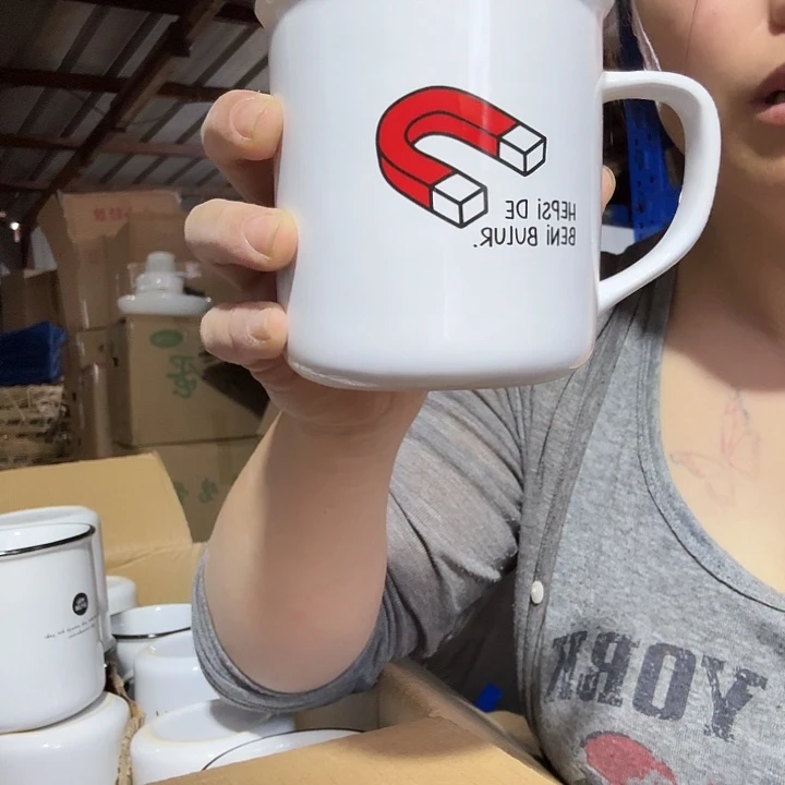 外贸尾单高温陶瓷微瑕杯子两个