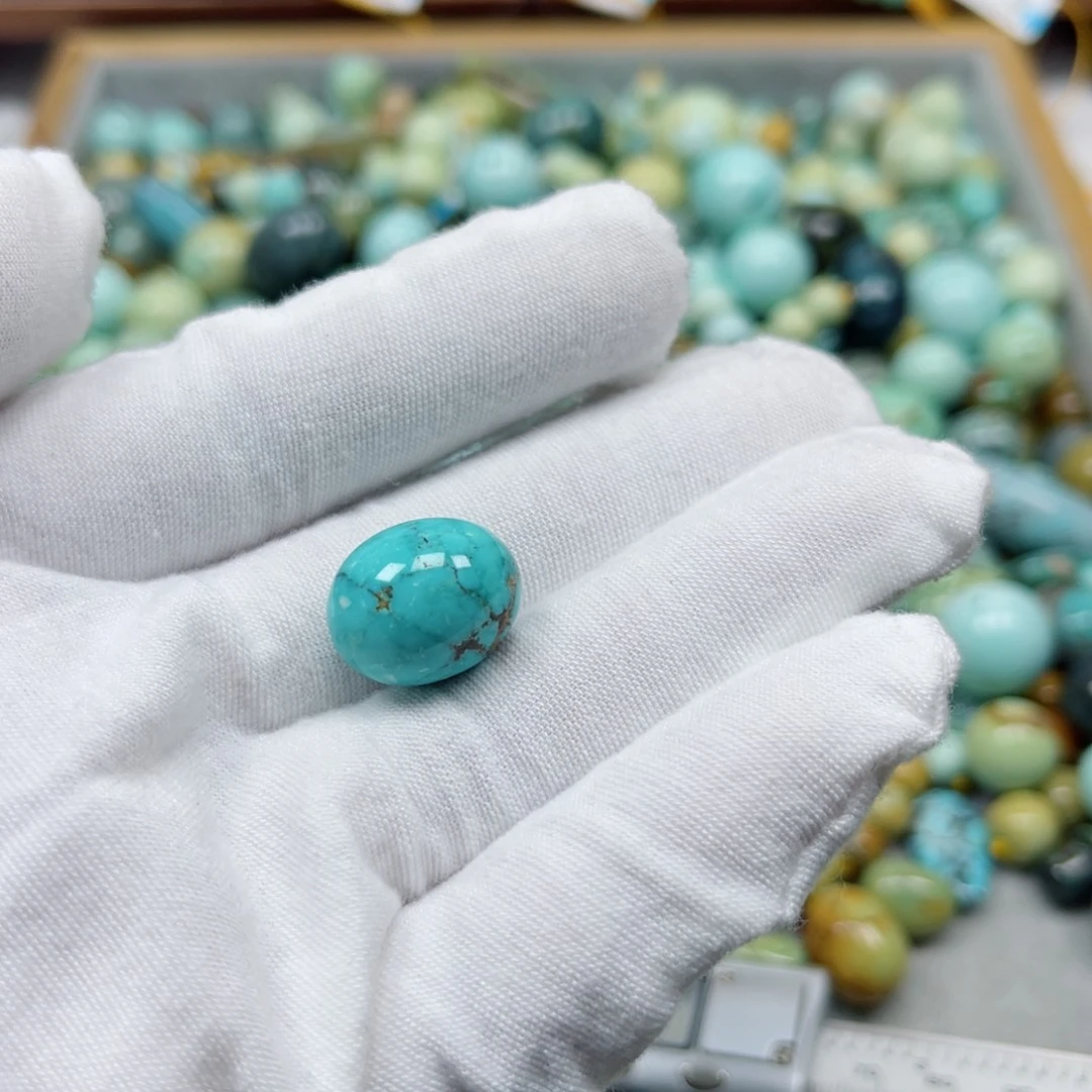 绿松石未镶嵌挂件