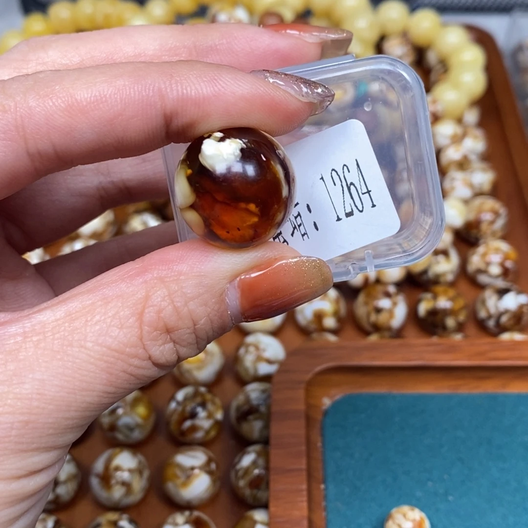 猴头核桃把件沁色圆珠老型1264