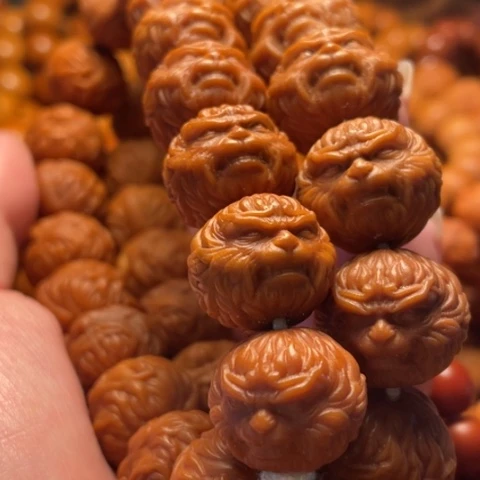 手串猴头核桃男****稳舞台