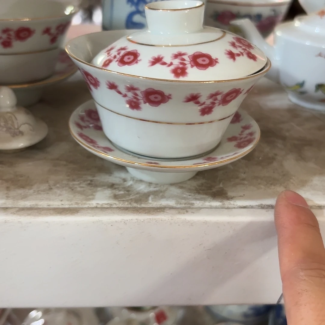 景德镇现代陶瓷用品