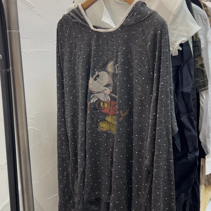 DUODUO 深灰色防晒T