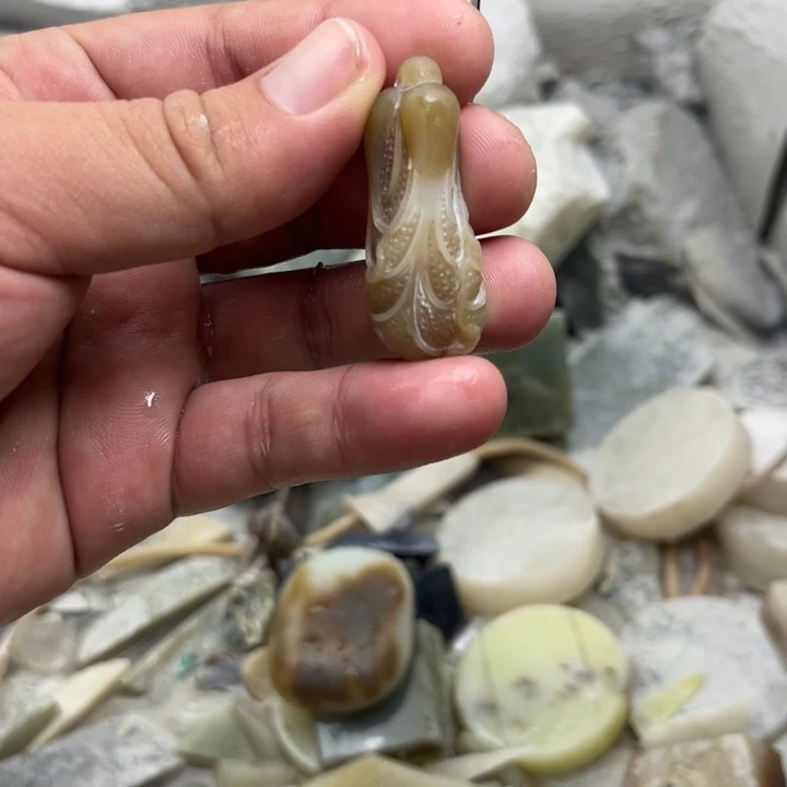 和田玉（白玉）未镶嵌吊坠(不含链)