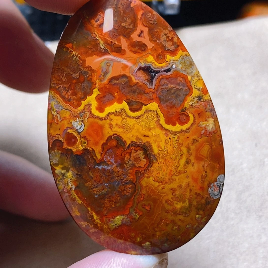 未镶嵌颈饰玛瑙/玉髓u****6