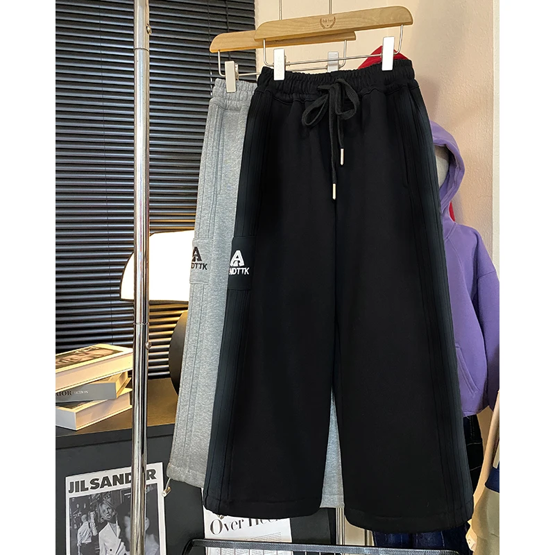 男童直筒运动裤加绒秋冬季2024新款炸街儿童卫裤中大童加厚阔腿裤