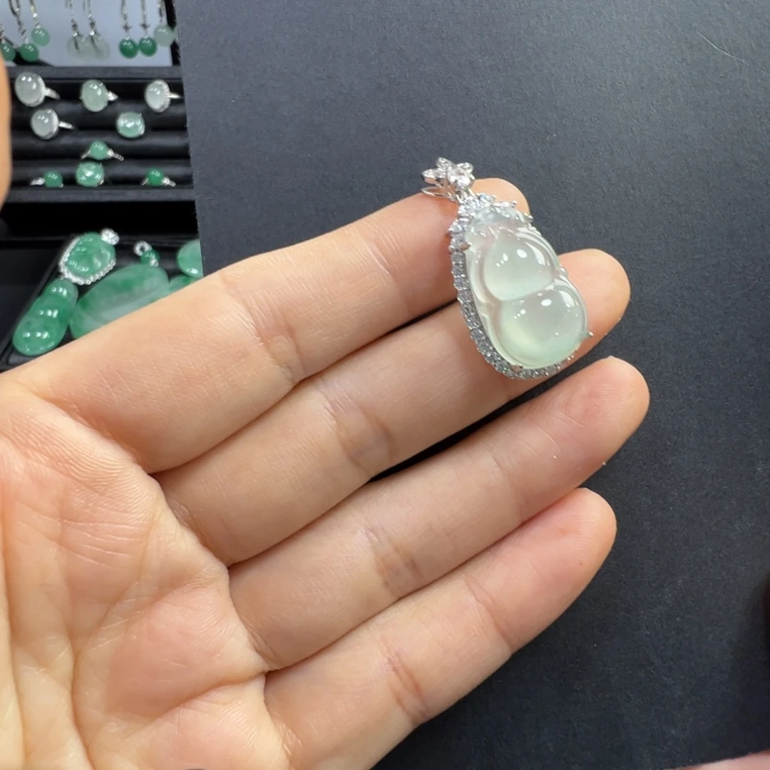 石英质玉银S925镶嵌颈饰