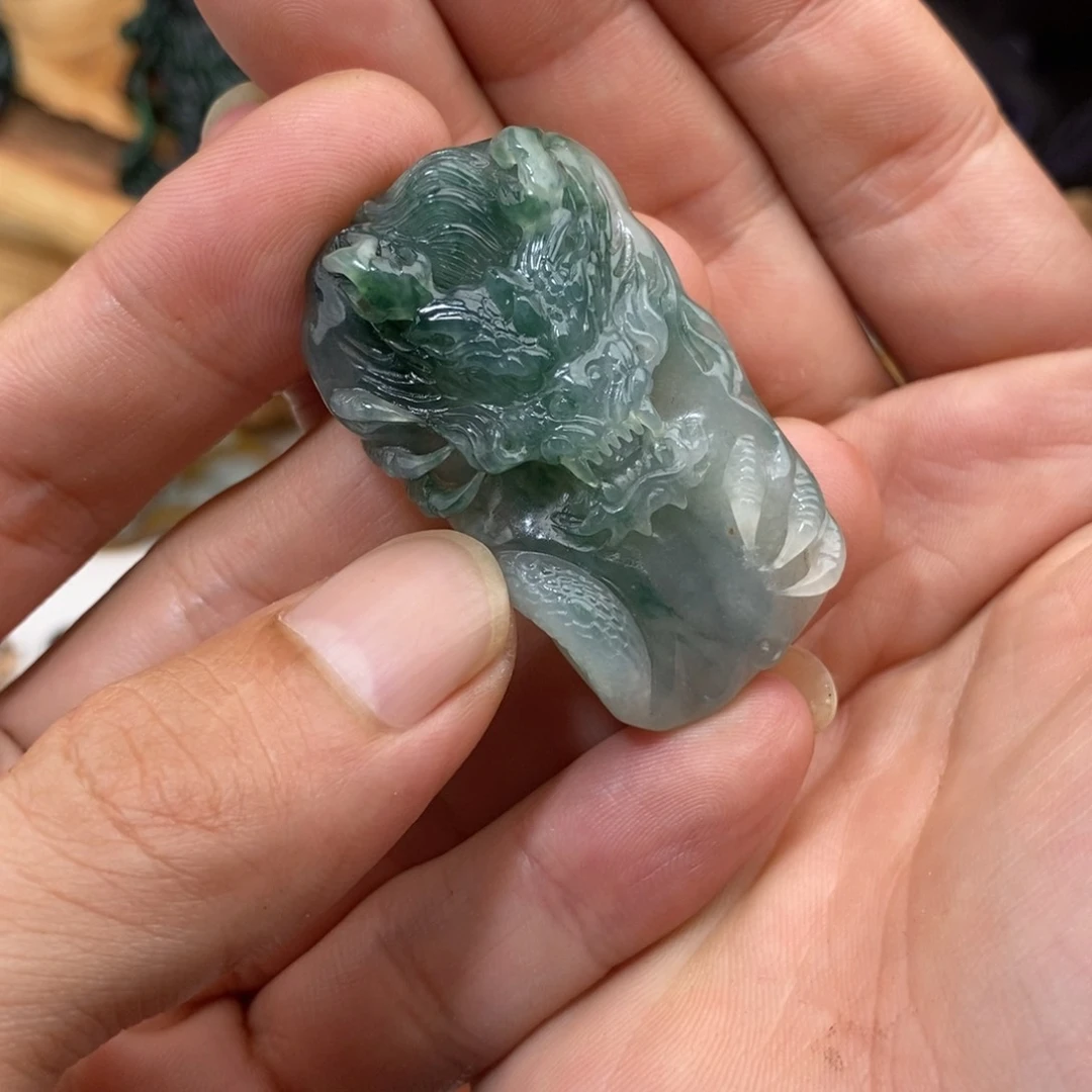 定制翡翠未镶嵌翡翠