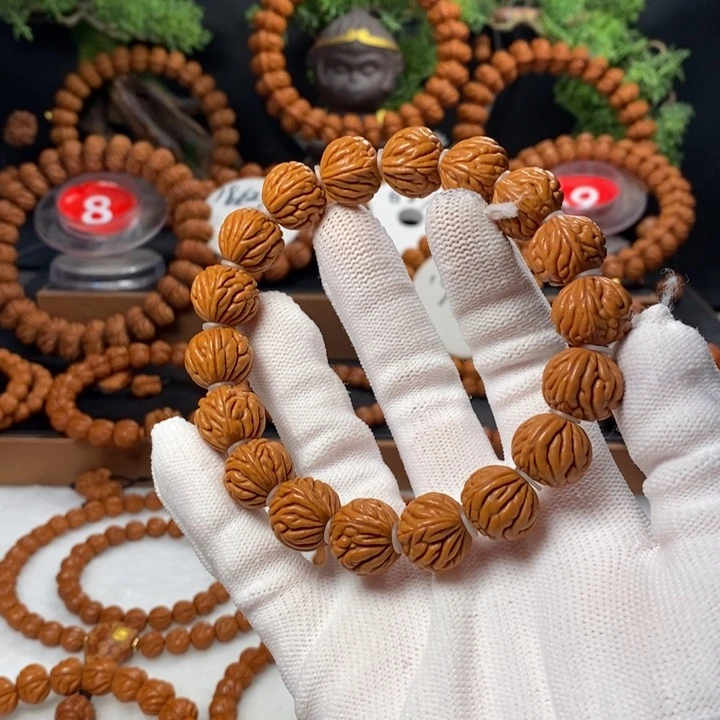 桃核吊坠秦岭龙纹