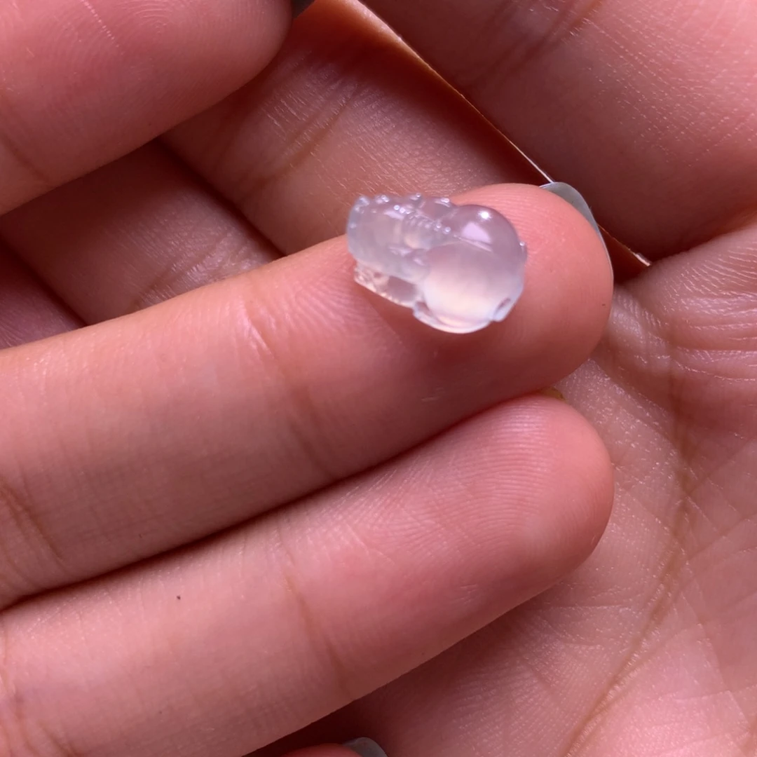 定制翡翠未镶嵌貔貅