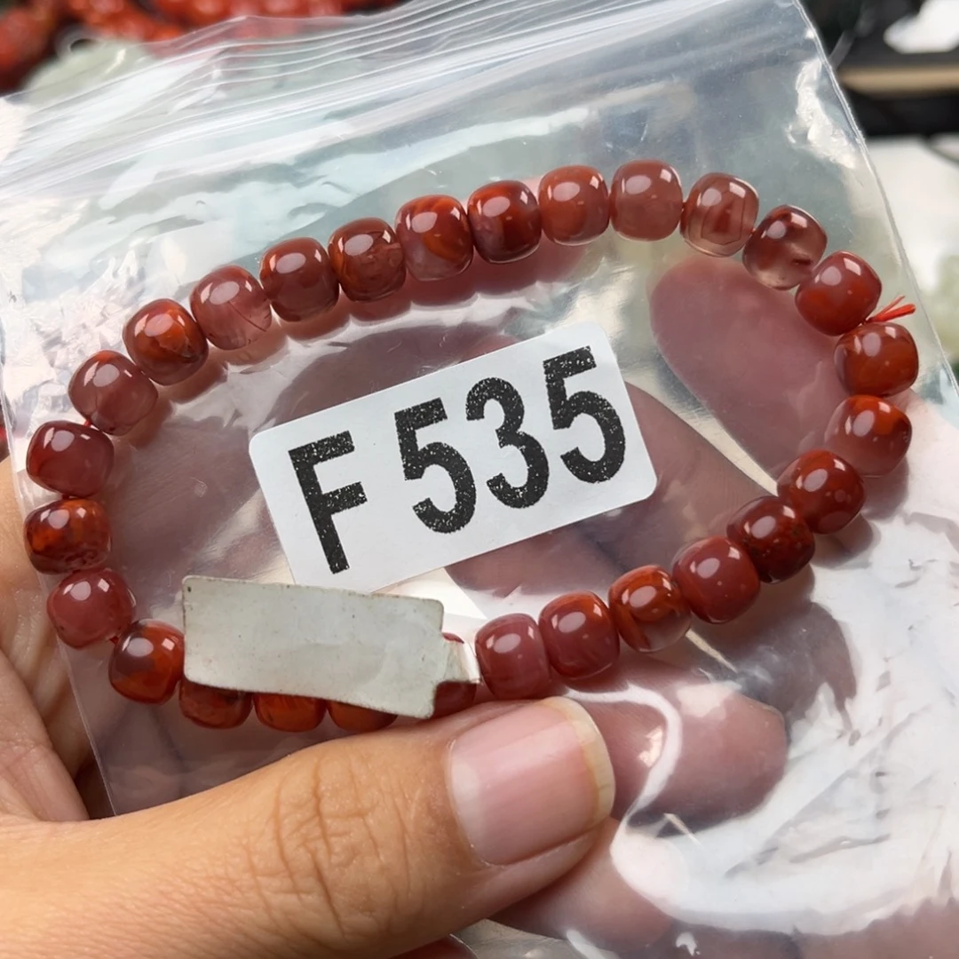 南红玛瑙未镶嵌珠宝奇石