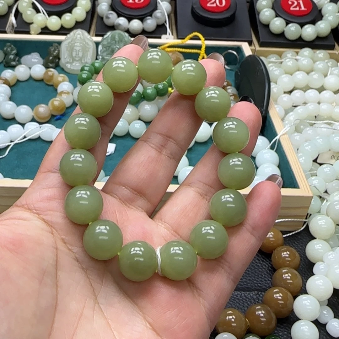 和田玉未镶嵌手链