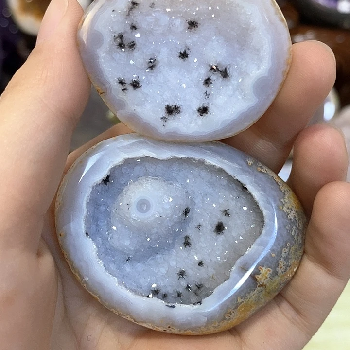 未镶嵌水晶大型摆件（非配饰）