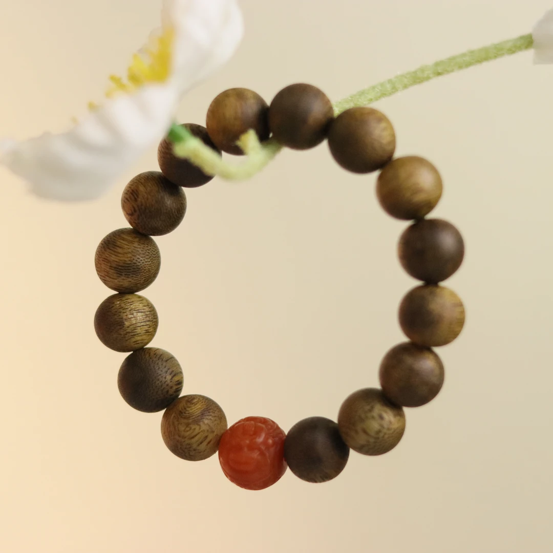 沉香ZC10A18648[原创]高货沉香南红手串（多样性发货)