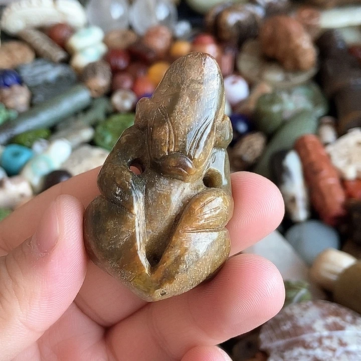 和田玉未镶嵌颈饰22