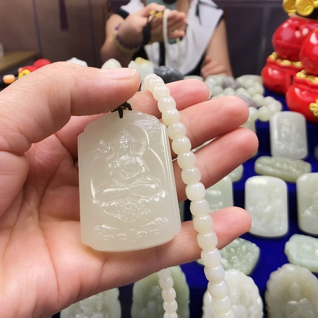 和田玉未镶嵌颈饰C****丶