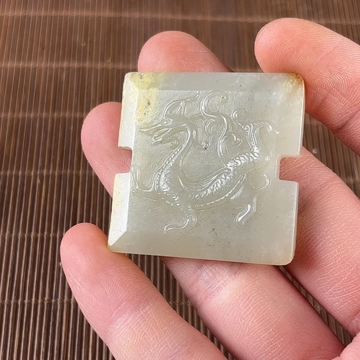 不***凡和田玉未镶嵌挂件