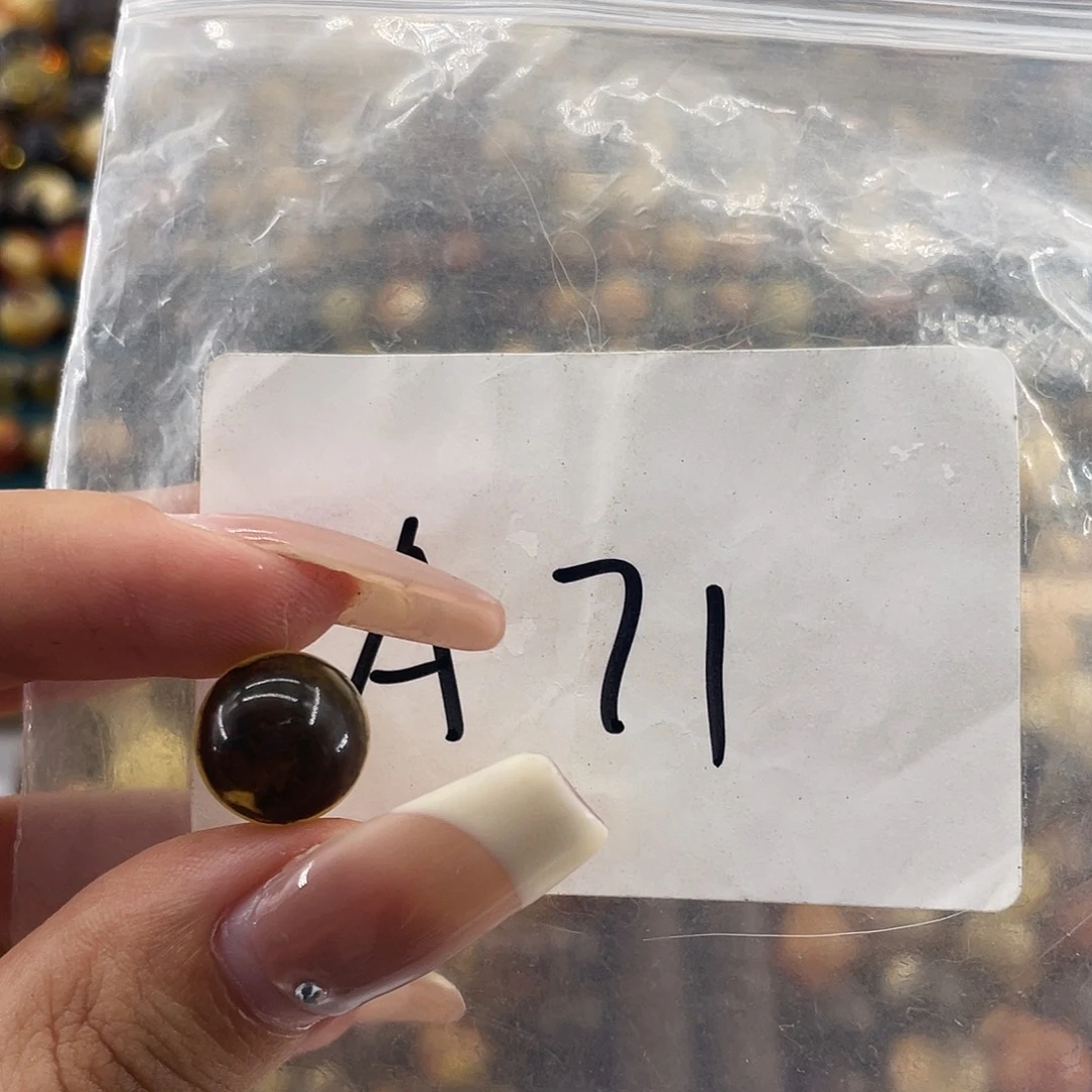 琥珀未镶嵌裸石11.5福利