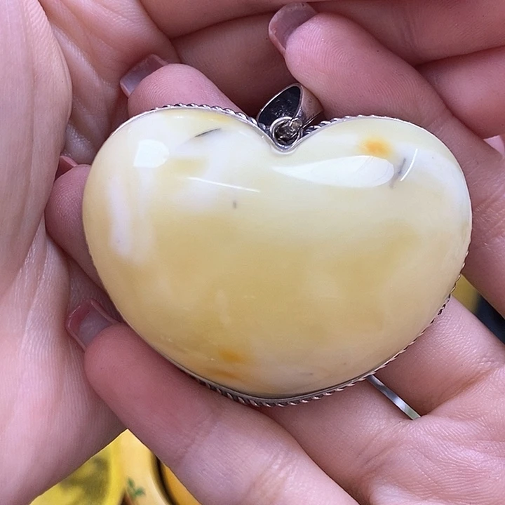 银S925镶嵌颈饰琥珀戒指