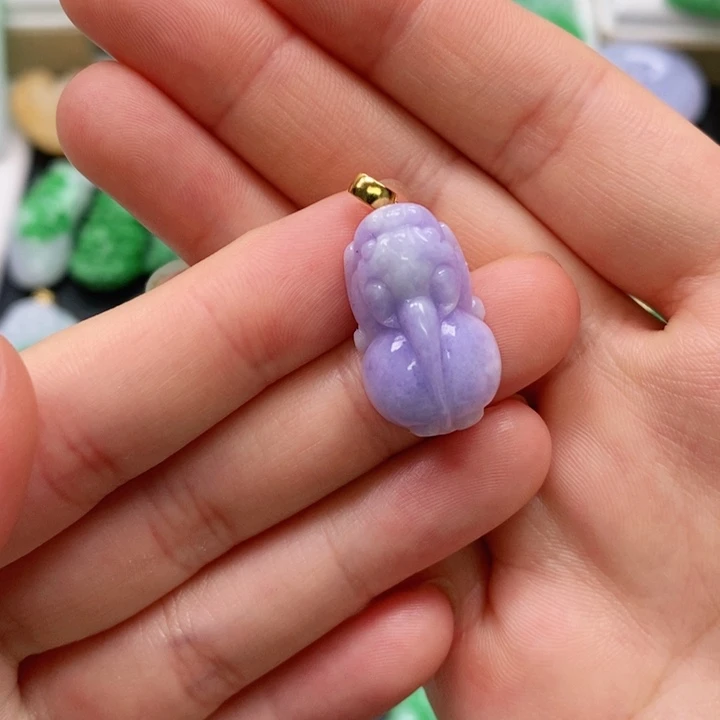 翡翠未镶嵌颈饰吊坠