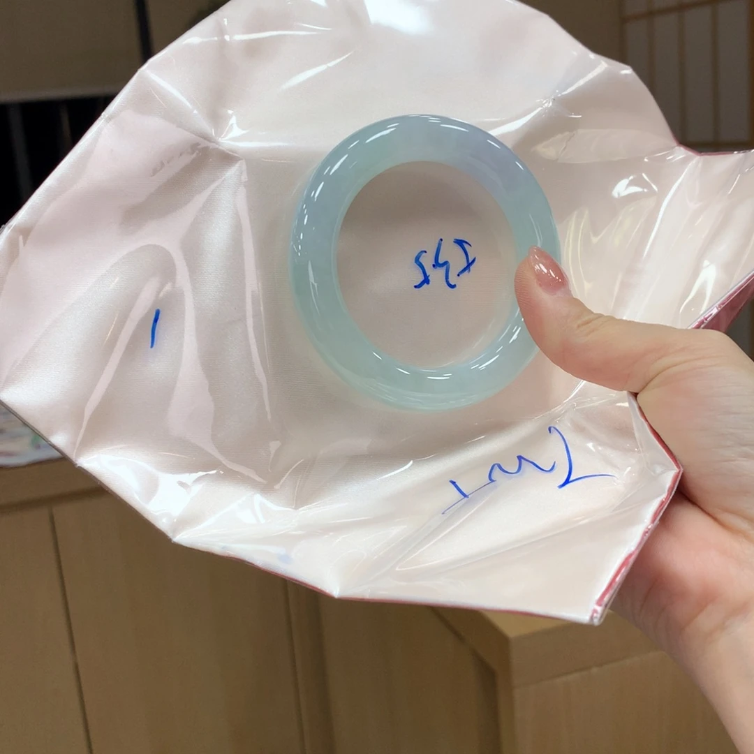 未镶嵌手镯翡翠不退不换