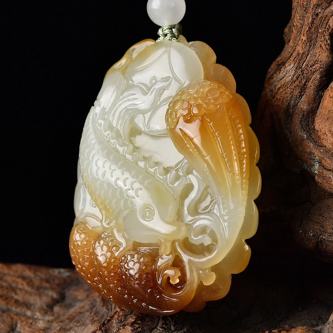 天然和田玉糖料连年有余吊坠男女款年年有鱼玉石项链挂件