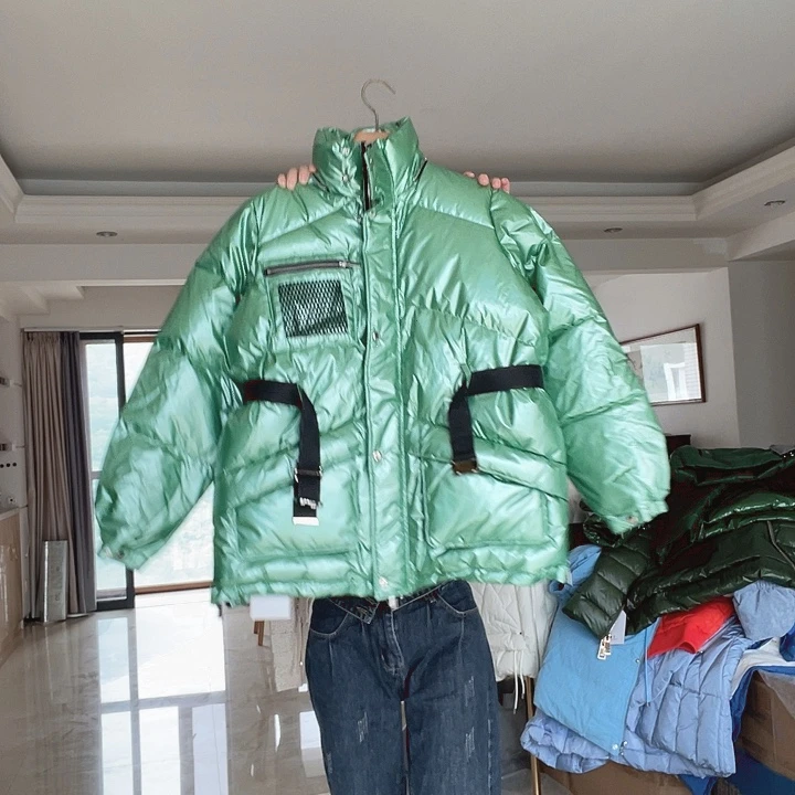 穿到130 绿色羽绒服