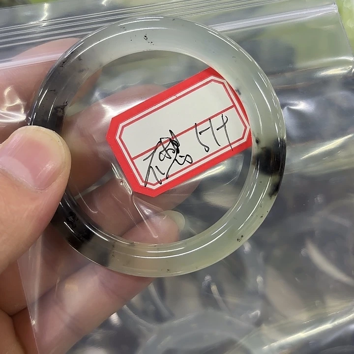 不***-蛇纹石玉未镶嵌手镯