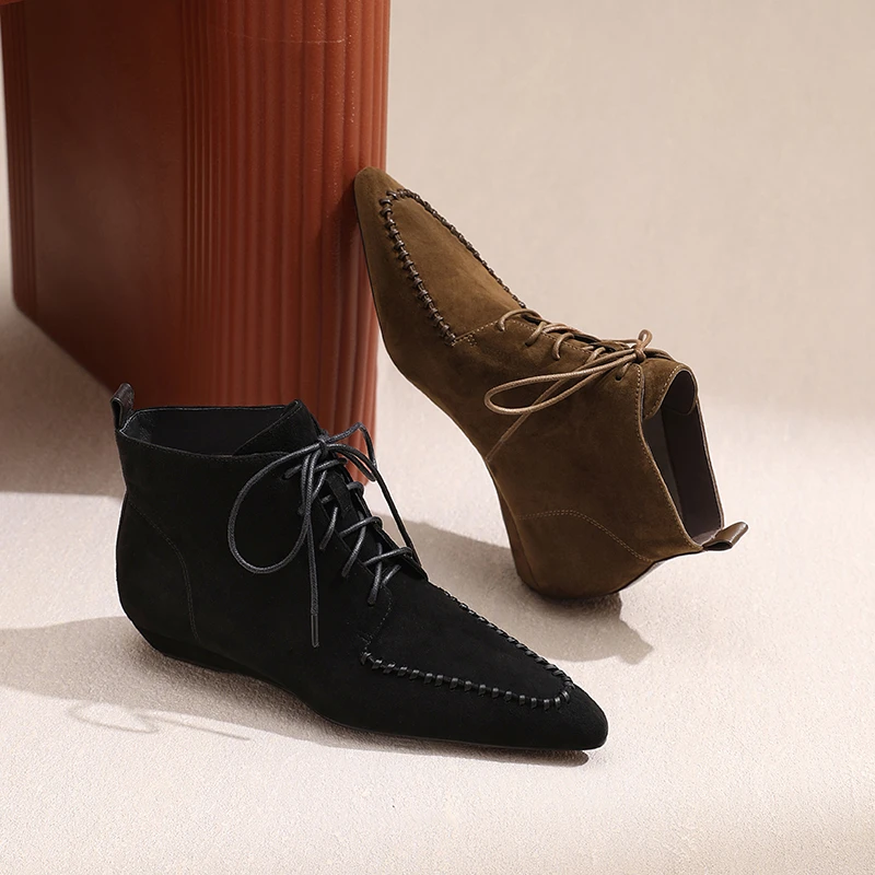 AMEINOR2025秋冬季新款采用尖头设计缝线细腻舒适系带女短靴0129