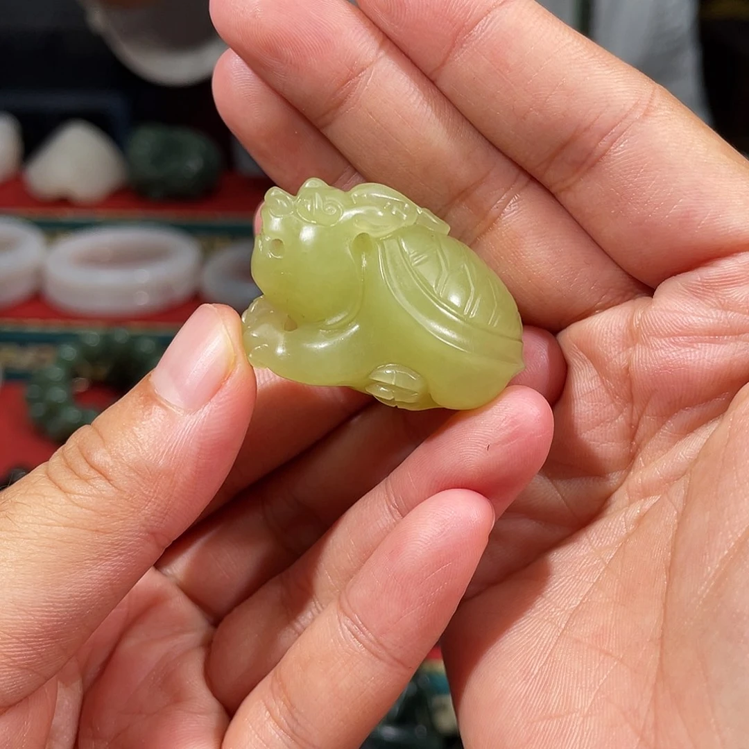 和田玉未镶嵌吊坠(不含链)