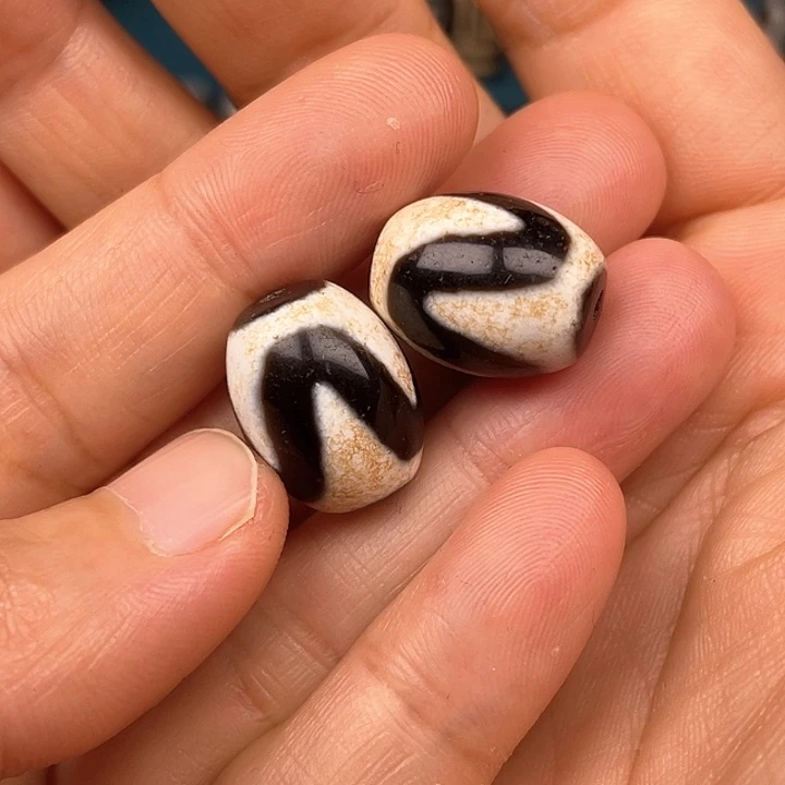 别***谁未镶嵌颈饰玛瑙/玉髓