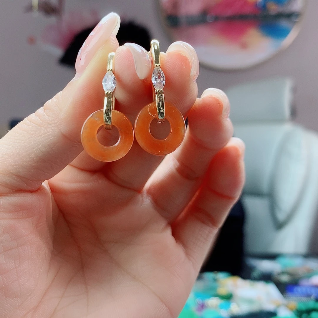 翡翠未镶嵌耳饰，